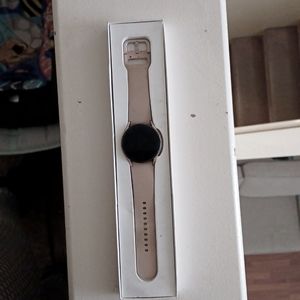 Samsung Galaxy Watch4 40mm, Pink Gold, LTE Model# SM-R865U(ZDAXAA)